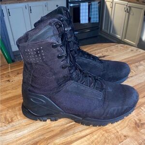Oakley SI Black Tactical Men's Boots size 11